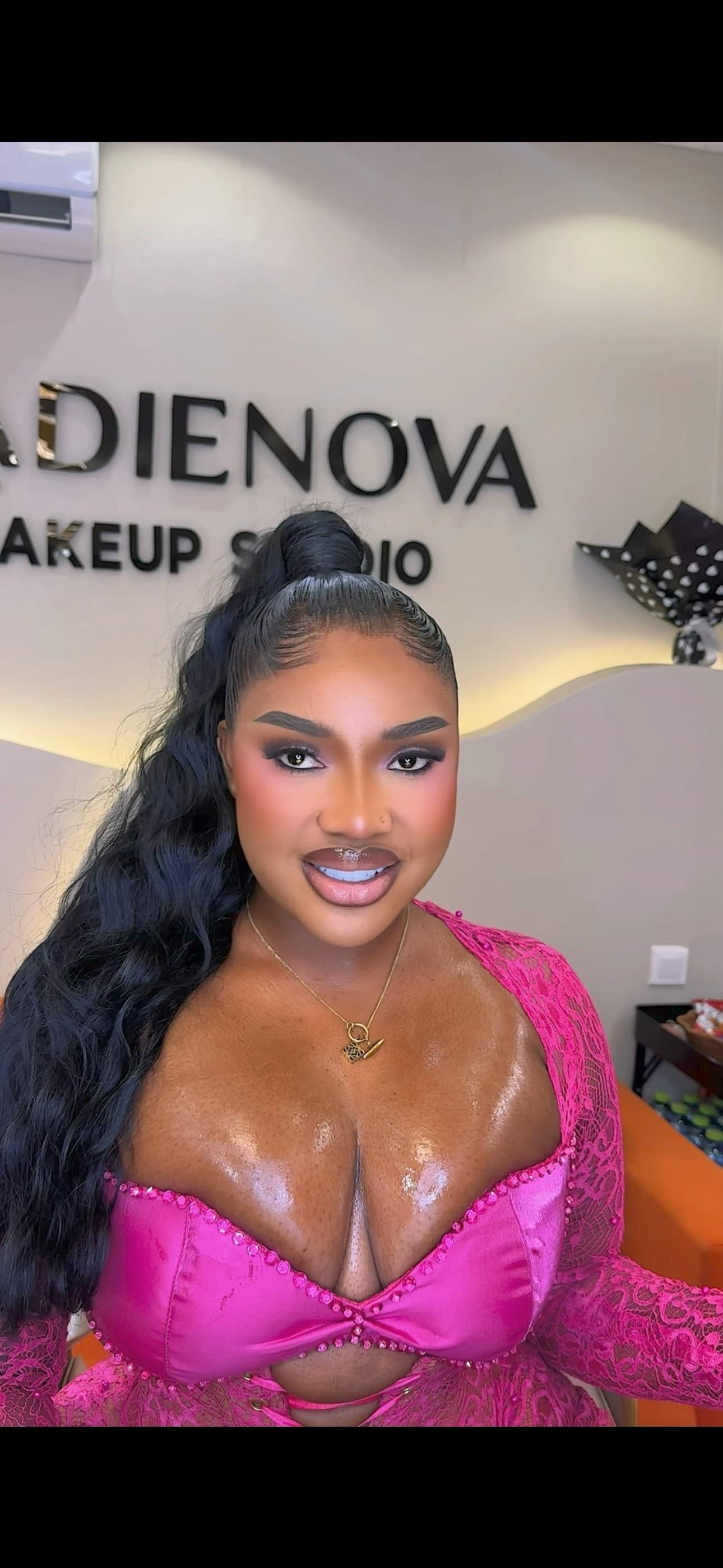 Full glam